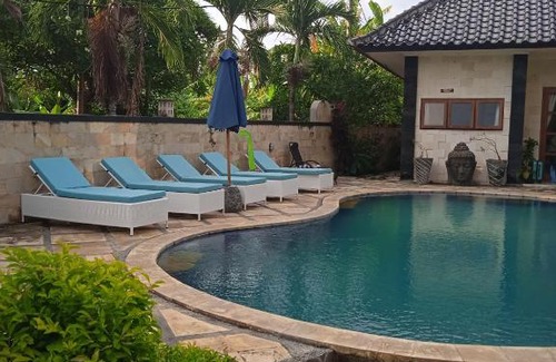 Lovina Apartamento | Villa Damay Dua