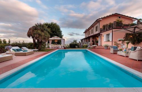 Valgiano Villa | Villa Dana, 4 bedrooms 4 bathrooms Retreat Villa with Private Swimming Pool and SPA