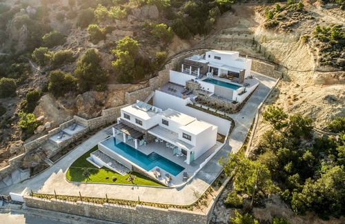 Koutsounari Apartamento | Villa Daniela Apartments with pool and seaview