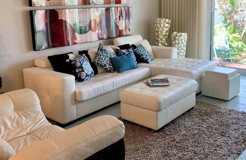 North Miami Casa | Villa Dartall