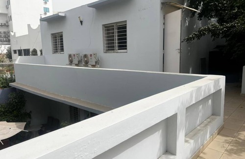 Medina Casa | Villa de 4 Chambres à Louer au Point E, Dakar