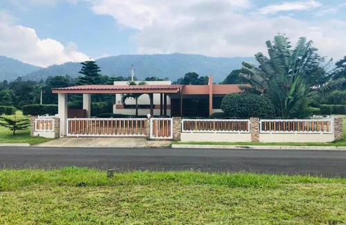 Jarabacoa Villa | Villa del Baiguate #1 Jarabacoa