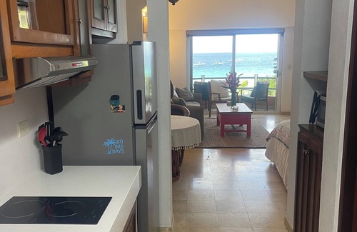 Los Barriles Condominio | Villa De Cortez Condo! Beachfront, Sunrises, Fishing and Pickleball await!