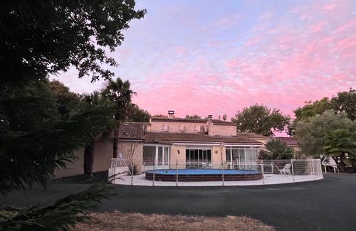 L'Eguille Cama Y Desayuno | Villa de l’Eguille