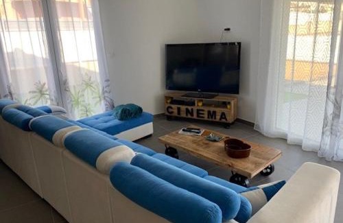 Fleury Casa | Villa de Luxe avec Piscine Privée, Boulodrome et Climatisation à Fleury d'Aude - FR-1-229D-129
