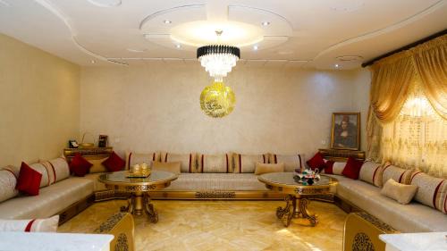 Oujda Villa | Villa De Luxe Idéalement située à Oujda