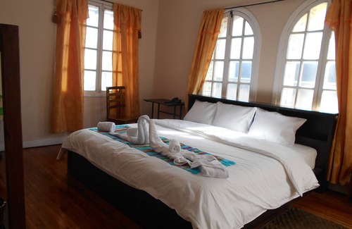 La Mariscal Hotel | Villa De Sant Hotel Boutique