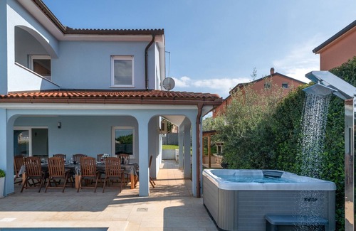 Musalez Villa | Villa Deep Blue Porec nearby Porec – Crovillas GmbH