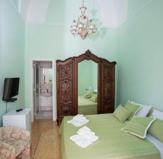 Santa Maria al Bagno Casa | Villa Degli Angeli