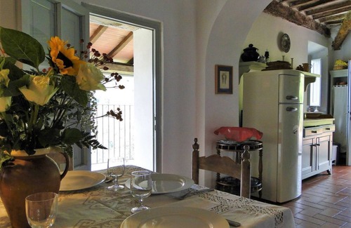 Borgo a Mozzano Villa | Villa degli Archi, piscina privada, vistas a la montaña, WIFI, 3 terrazas