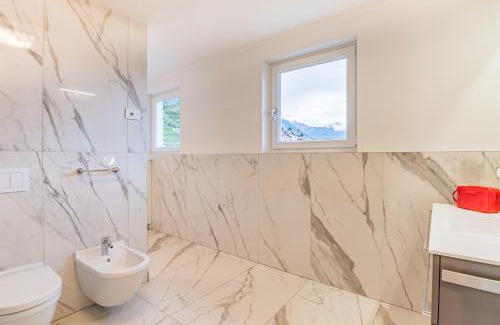 Calozzo Apartamento | VILLA DEI VENTI - FOHN APARTMENT by Curtiaffitti