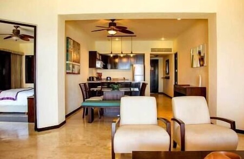 El Médano Ejidal Hotel | Villa Del Arco Resort & Spa, Medano Beach, Cabo Mexico