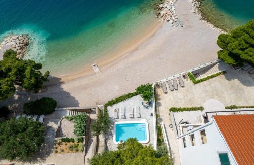 Medici Villa | "Villa Del Mar" Beach Villa