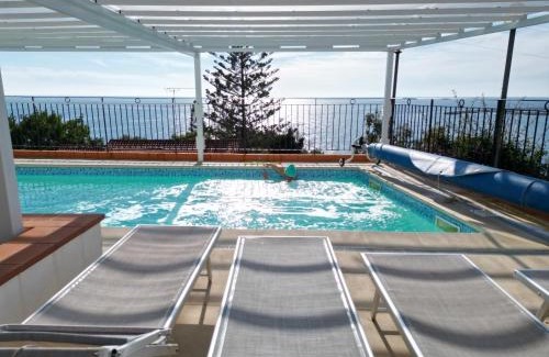 Regione Ronchi Apartamento | Villa del Mare Ligure Terme & SPA Piscina a 37 gradi