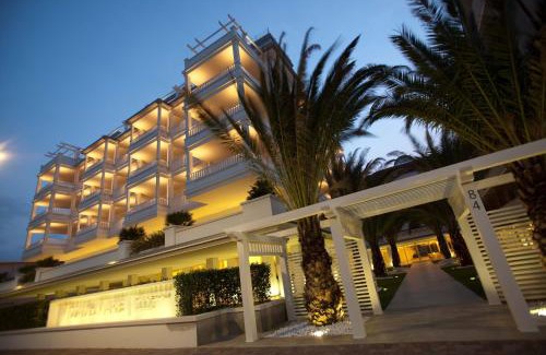 Pinarella Hotel | Villa Del Mare Spa Resort