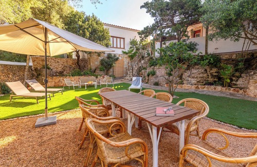 Cala en Blanes Villa | Villa 'Del Ram' con vistas a la montaña, Wi-Fi y aire acondicionado