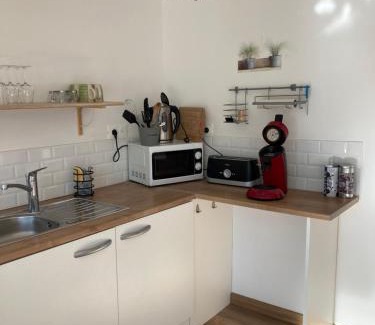 La Flotte Apartamento | Villa del Re 2 face à la piscine