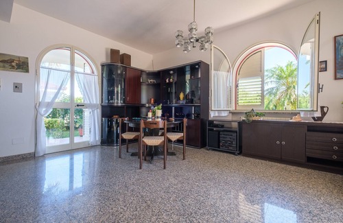 Tonnarella Villa | Villa "Delle Pomelie" con Jardín Privado, Balcones y Wi-Fi