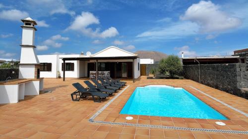 San Bartolome Villa | Villa Deluxe Campesina Private Pool