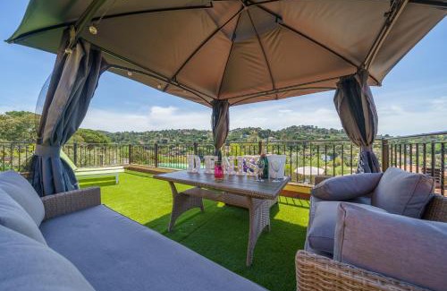 Lloret de Mar Villa | Villa Denis Lux, Gran zona Exterior con Piscina