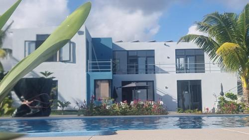 Chemin Grenier Apartamento | Villa des Cannes sur Mer