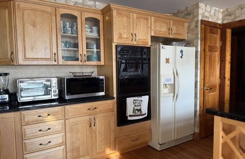Alpine Lake Apartamento | Villa deTuar pet friendly with lake views