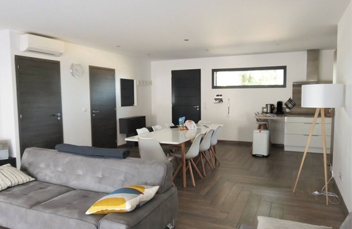 Morta Villa | Villa entre montañas y mar, para familias o amigos.