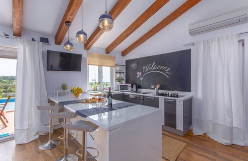 Rovinjsko Selo Villa | Villa di Rovigno with Pool and Whirlpool