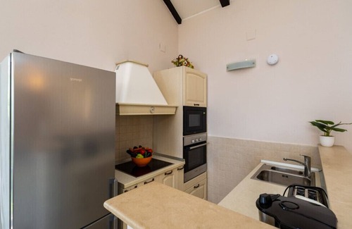 Brsecine Villa | Villa Dia by Villas Guide