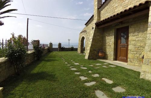 Eratini Casa | Villa Dimitra
