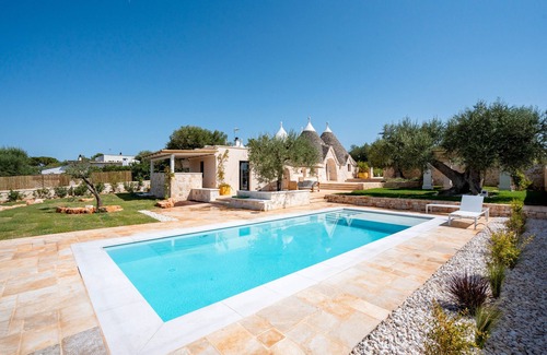 Cozzana Villa | Villa 'Dimora Dormio' con Piscina Privada, Wi-Fi y Aire Acondicionado