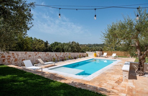Cozzana Villa | Villa 'Dimora Dormio' con Piscina Privada, Wi-Fi y Aire Acondicionado