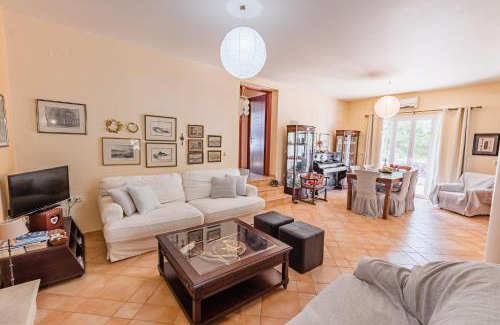 Sarlata Villa | Villa Dionisia, Relaxation with Jacuzzi Retreat