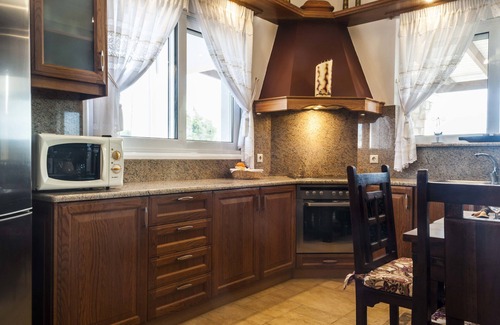 Gennadi Villa | Villa Dionysus