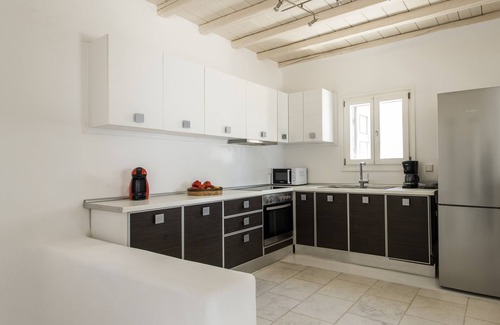 Houlakia Casa | Villa Dios is a Traditional and Elegant Villa in Houlakia with a Private pool