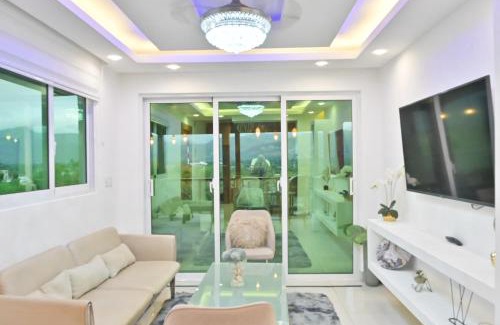 Santiago de los Caballeros Villa | Villa para grupos grandes