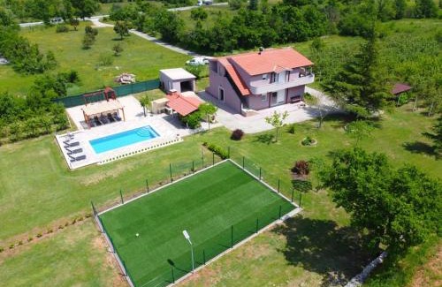 Ercegovci Villa | VILLA DOLA near Split - private pool, orchard, peace