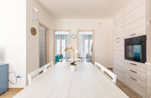 La Strea Casa | Villa dolce tramonto by barbarhouse