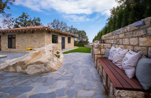 Saints Constantine and Helena Casa | Villa Dolce Vita - Vintage