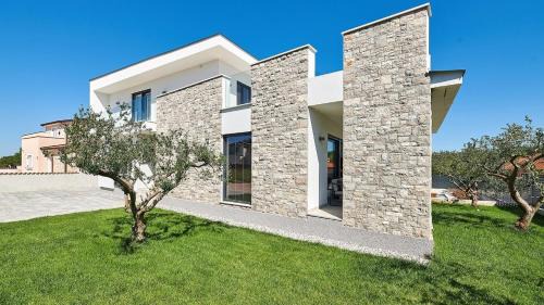 Kastel Casa | Villa Dolcea by Villas Holiday