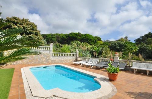 Lloret de Mar Chalet De Esquí | Villa Dolcedo
