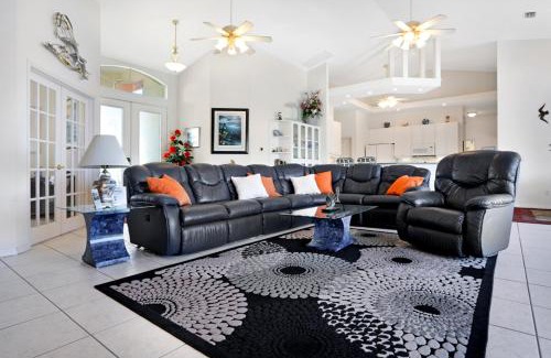 Pelican Villa | Villa Dolphin