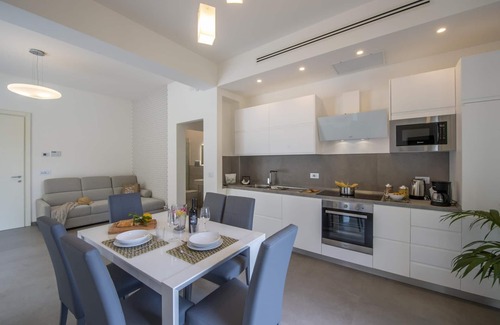 Pogerola Villa | Villa Donna Rachele - Sea View Jacuzzi and Free Parking