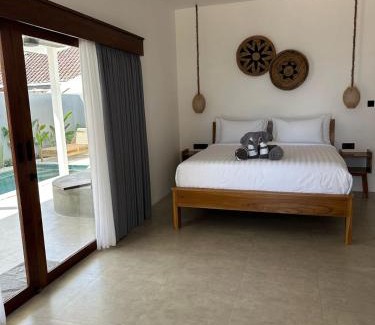 Gili Air Hotel | Villa Dot -Beach Front and private pool villa