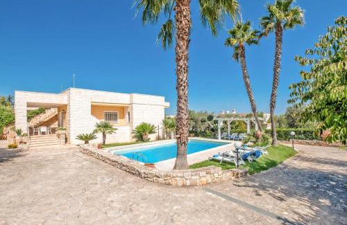 Selva di Fasano Villa | Villa Due Palme by Villa Plus