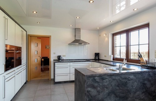 Sankt-Vith Casa | Villa East Canton con sauna