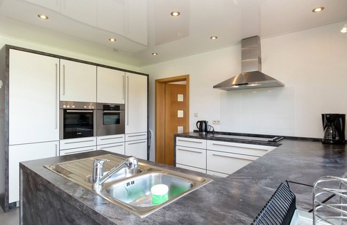 Sankt-Vith Casa | Villa East Canton con sauna