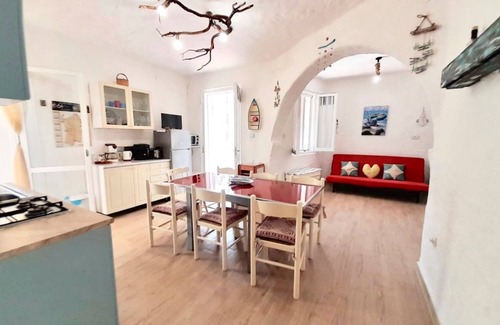 Platamona Villa | Villa Eden Beach, para 10 personas, a 50 metros de la playa, con jardín