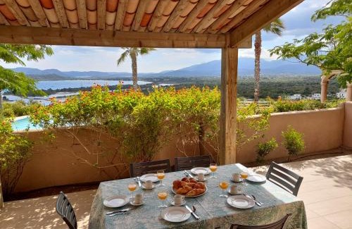 Cirendinu Apartamento | Villa EDEN BLUE