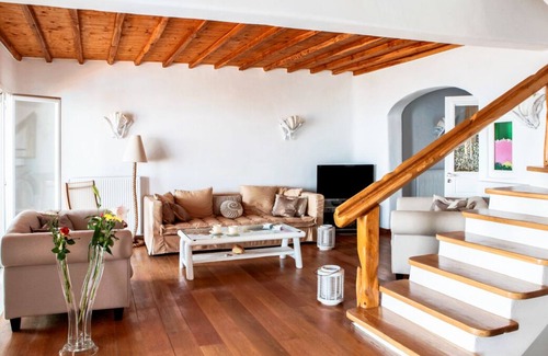 Houlakia Villa | Villa Eidothea - Siete Habitaciones Villa, Capacidad 13